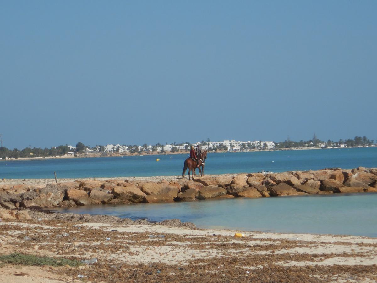 Menzel Churasco Djerba Aghir Exterior photo